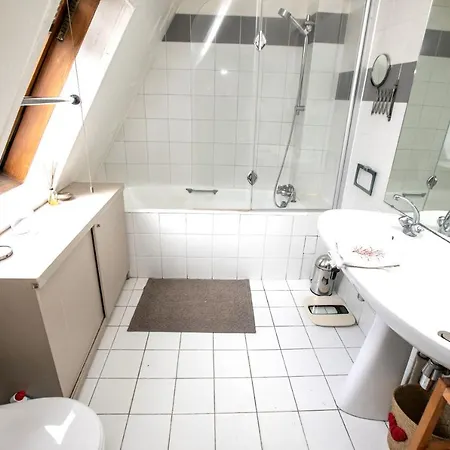 Parisien Cosy Apartement Apartament *